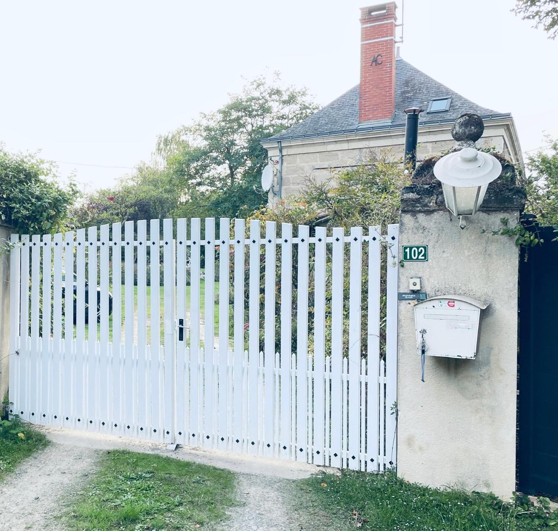 Chambre De Charme Dans Un Jardin De 1500M2 Nueil-sur-Layon Exteriör bild
