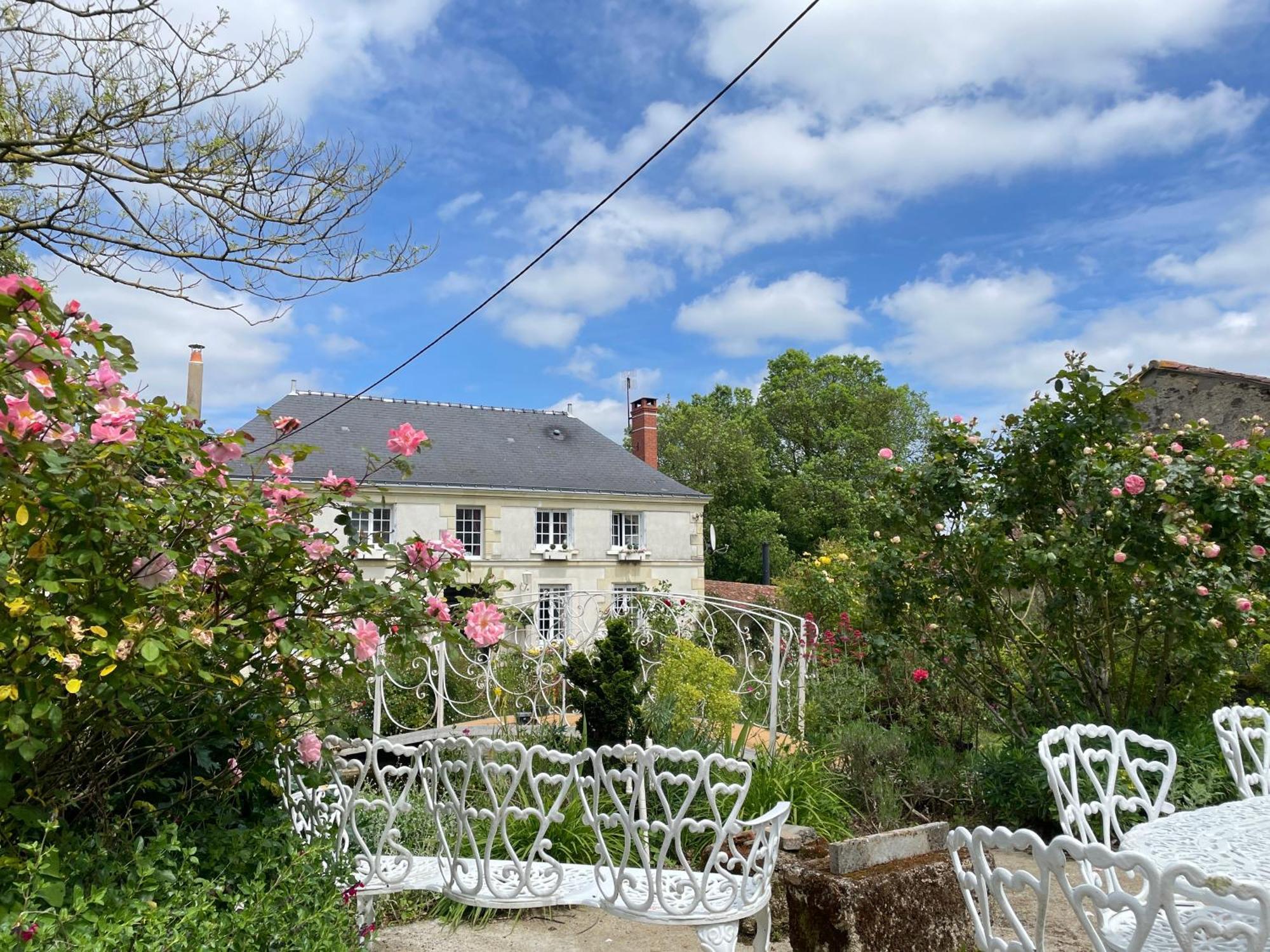 Chambre De Charme Dans Un Jardin De 1500M2 Nueil-sur-Layon Exteriör bild