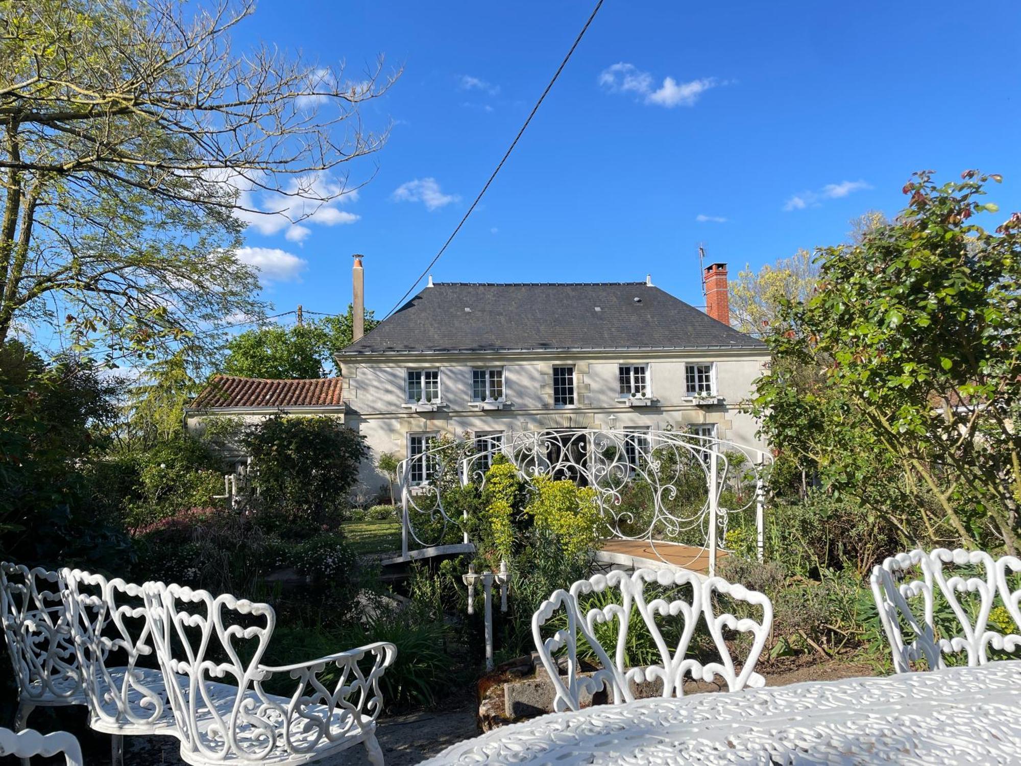 Chambre De Charme Dans Un Jardin De 1500M2 Nueil-sur-Layon Exteriör bild